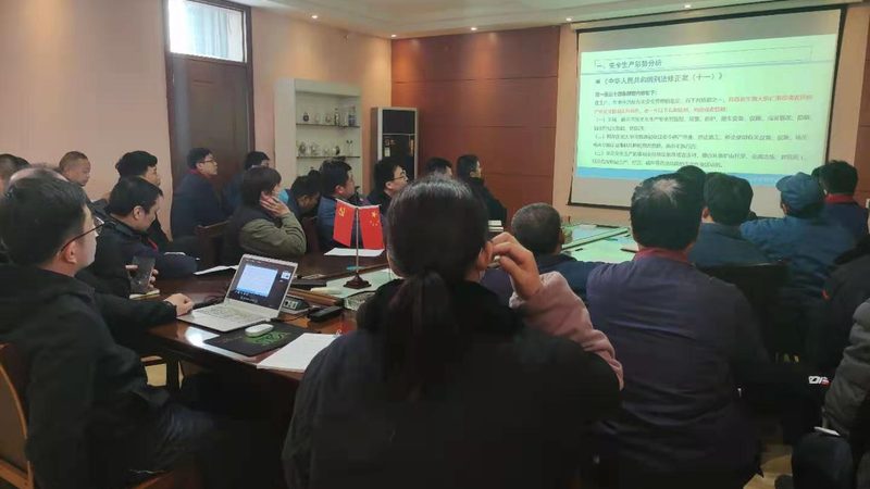 建造师周末班价格差异之谜：揭秘背后的因素